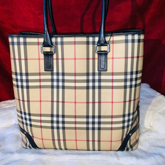 AUTHENTIC 💯 BURBERRY TOTE💥 - Picture 3 of 9
